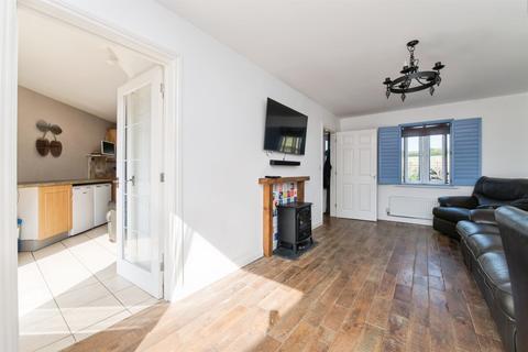 3 bedroom terraced house for sale, Glanvill Way, Honiton