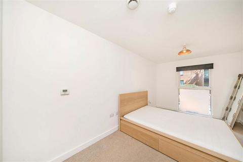 1 bedroom flat for sale, Clapham Road, London SW9