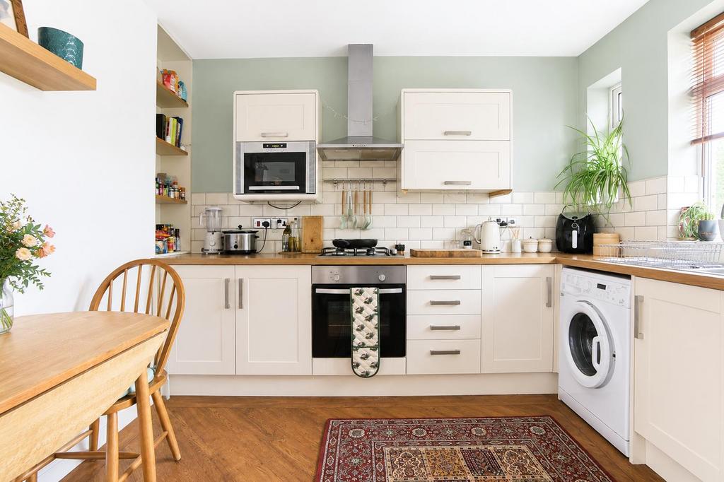 Apartment in Newcastle upon Tyne, Blakelaw, East Denton - View 2