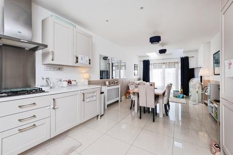 4 bedroom detached house for sale, Thenford Way, Banbury