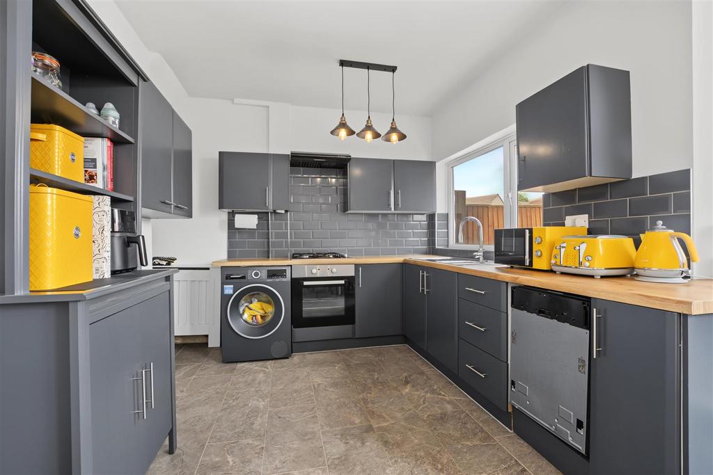 House in Nottingham, Beeston - View 6