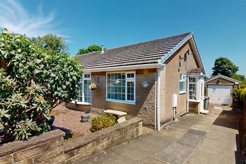 2 bedroom semi-detached bungalow for sale, Oakleigh Avenue, Clayton, Bradford