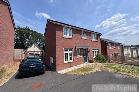 3 bedroom detached house for sale, Comin Y Coed, Tonyrefail, Rhondda Cynon Taff, CF39