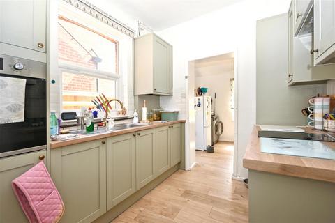 3 bedroom semi-detached house for sale, St. Philips Avenue, Eastbourne