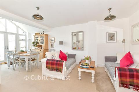 3 bedroom townhouse for sale, The Boulevard, Bognor Regis PO21
