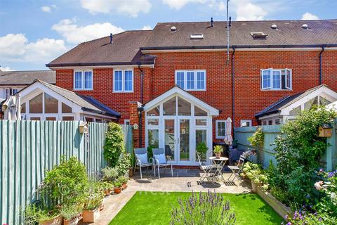3 bedroom townhouse for sale, The Boulevard, Bognor Regis PO21