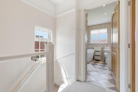 3 bedroom semi-detached house for sale, High Road North, Laindon, SS15
