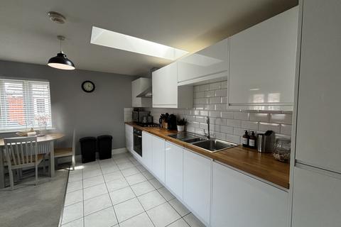 2 bedroom apartment to rent, Wilkins Gardens, BOURNEMOUTH, BH8