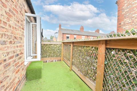 2 bedroom apartment to rent, Eldon Street, York