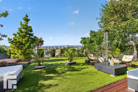 undefined, Paget Road, Penarth CF64