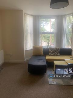 1 bedroom in a flat share to rent, Knyveton Road, Bournemouth, BH1