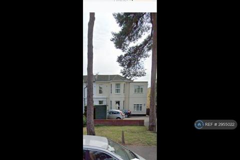 1 bedroom in a flat share to rent, Knyveton Road, Bournemouth, BH1