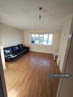 2 bedroom flat to rent, Vane House, London, N2
