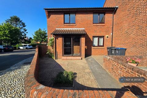 4 bedroom end of terrace house to rent, Hutchingsons Road, Croydon, CR0