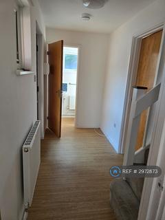 4 bedroom end of terrace house to rent, Hutchingsons Road, Croydon, CR0