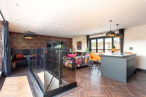 2 bedroom apartment to rent, Wellington Road, Brighton BN2