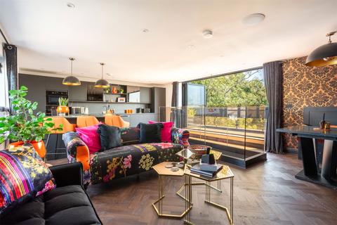 2 bedroom apartment to rent, Wellington Road, Brighton BN2