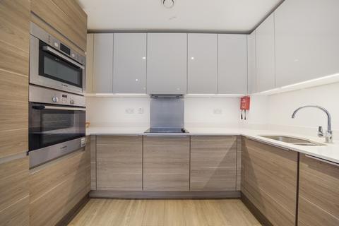 3 bedroom flat for sale, Whiting Way, London, SE16
