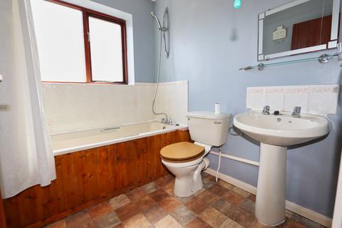 3 bedroom semi-detached house for sale, Viking Close, Kettering, NN16