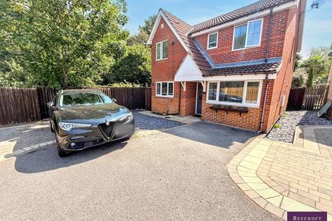 4 bedroom detached house for sale, Low Croft, Wombwell, Barnsley