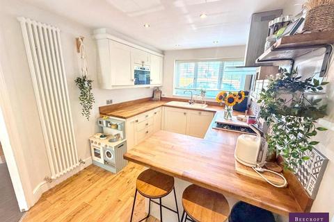4 bedroom detached house for sale, Low Croft, Wombwell, Barnsley