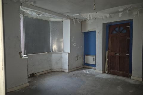 1 bedroom flat for sale, Basement Flat, 7 Richmond Street, Herne Bay, Kent CT6 5LR