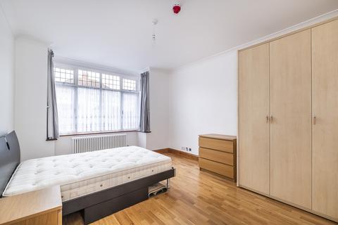 Semi detached house to rent, Taunton Avenue Hounslow TW3