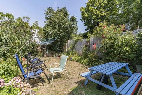 5 bedroom semi-detached house for sale, Burgoyne Road, London, SE25