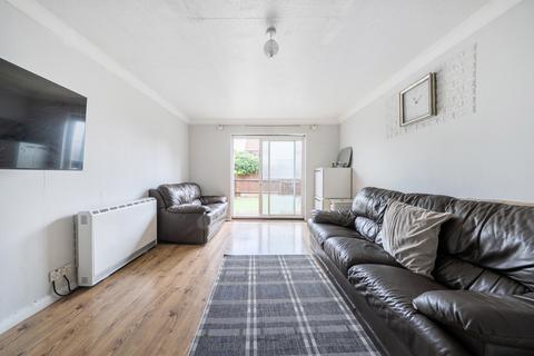 undefined, Tamworth Lane, Mitcham CR4