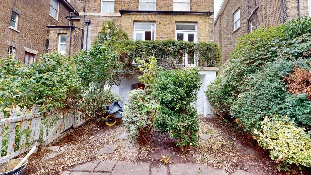 Apartment in London - View 2