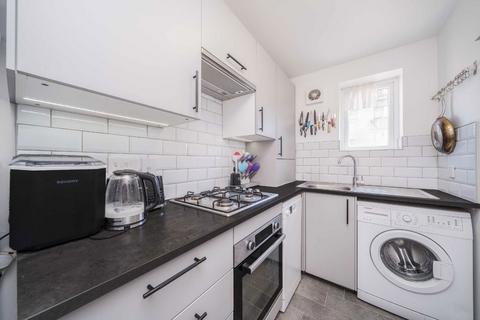 2 bedroom flat for sale, Evelyn Road, London E16