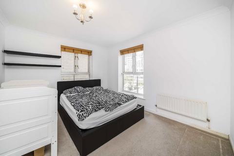 2 bedroom flat for sale, Evelyn Road, London E16