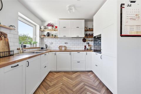 2 bedroom maisonette for sale, Harvey Way, Saffron Walden, Essex, CB10