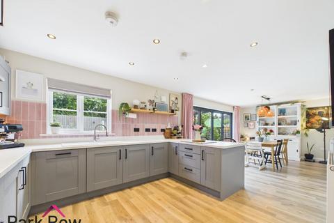 5 bedroom detached house for sale, Meadow Brown Road, Sherburn In Elmet, Leeds