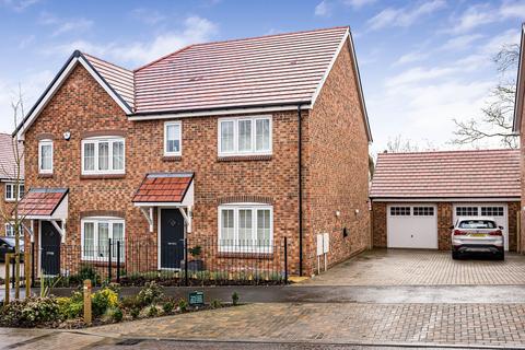 3 bedroom semi-detached house for sale, Coronation Avenue, Cuffley, EN6