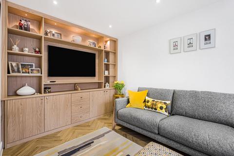 3 bedroom semi-detached house for sale, Coronation Avenue, Cuffley, EN6