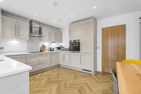3 bedroom semi-detached house for sale, Coronation Avenue, Cuffley, EN6