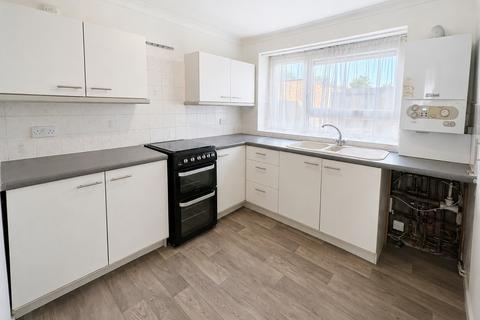 1 bedroom apartment to rent, Turpin Avenue, Collier Row, RM5
