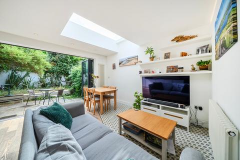Ravenslea Road, Balham, London, SW12