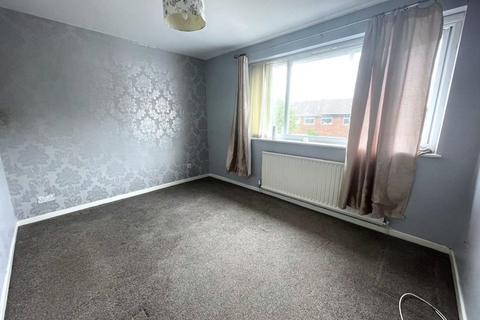 2 bedroom terraced house to rent, Beech Grove, Abram