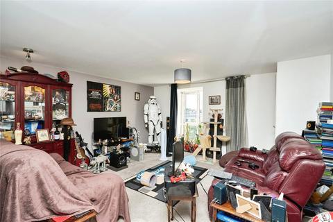 1 bedroom flat for sale, Church Path, East Cowes, Isle of Wight, PO32