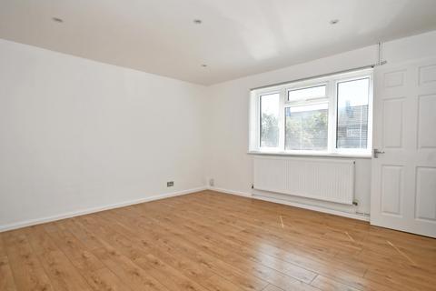 3 bedroom semi-detached house for sale, Norris Rise, Hoddesdon EN11