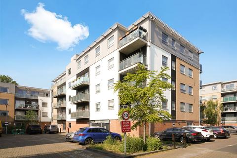 Talbot Close, Mitcham, CR4