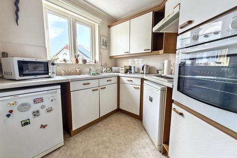 1 bedroom flat for sale, Quay Street, Truro