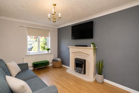 3 bedroom semi-detached house for sale, West End Court, Rossington, DN11
