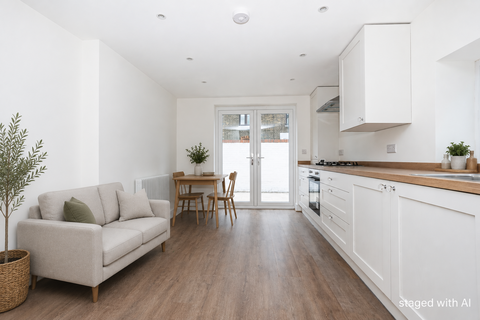 4 bedroom end of terrace house for sale, Crescent Road, Margate, Kent, CT9