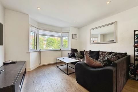 4 bedroom semi-detached house for sale, Morley Crescent, Edgware, HA8
