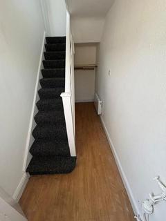 2 bedroom apartment to rent, Sefton Road, Liverpool L21