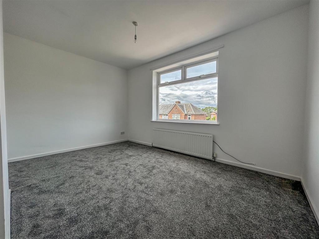 Hillsleigh Road, Cowgate - View 6