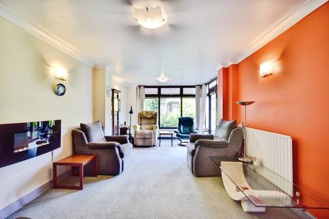 4 bedroom detached house for sale, Bell Crescent, Burham, Rochester, Kent, ME1